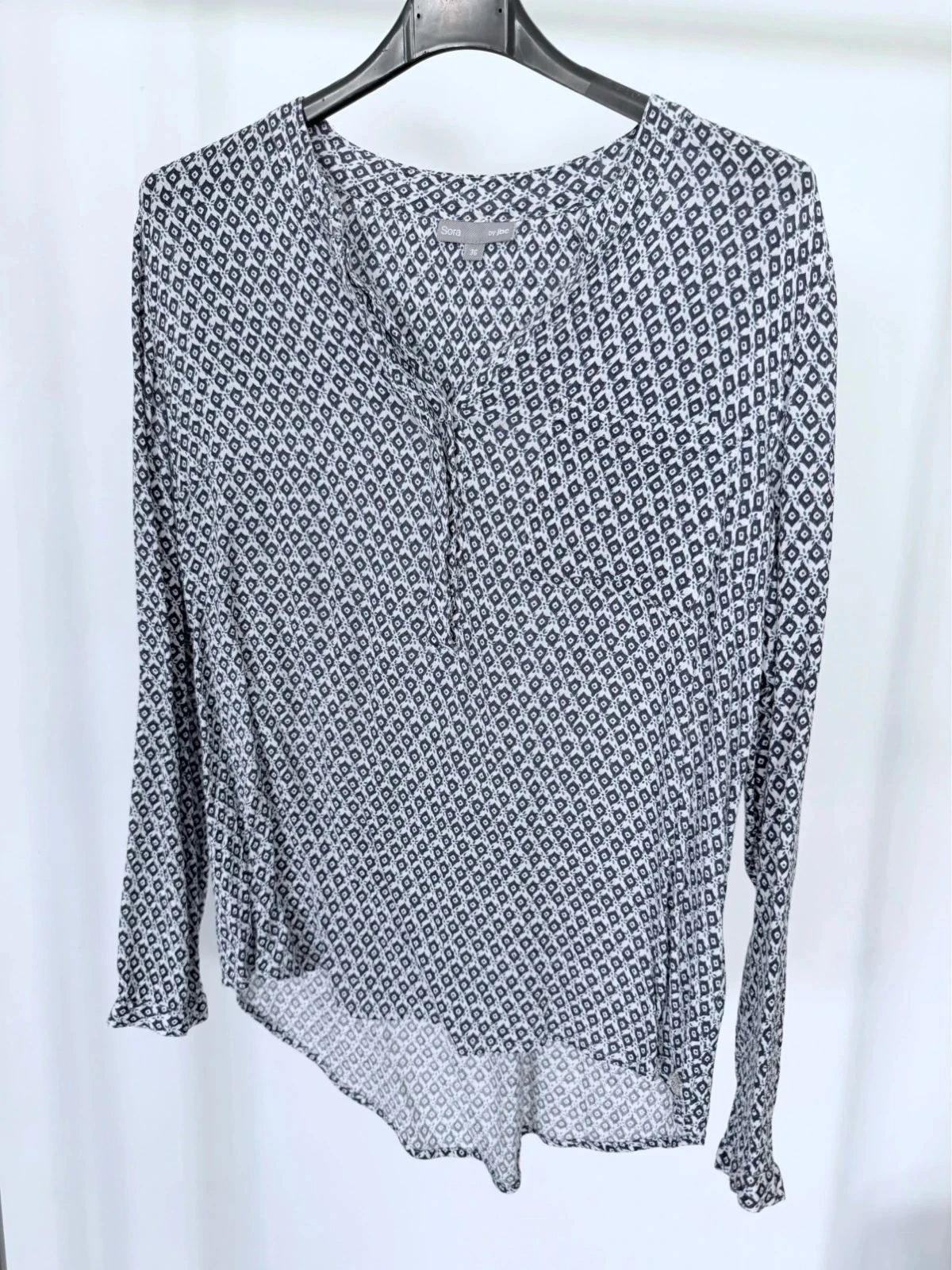Blouse femme T36 joli motif jbc